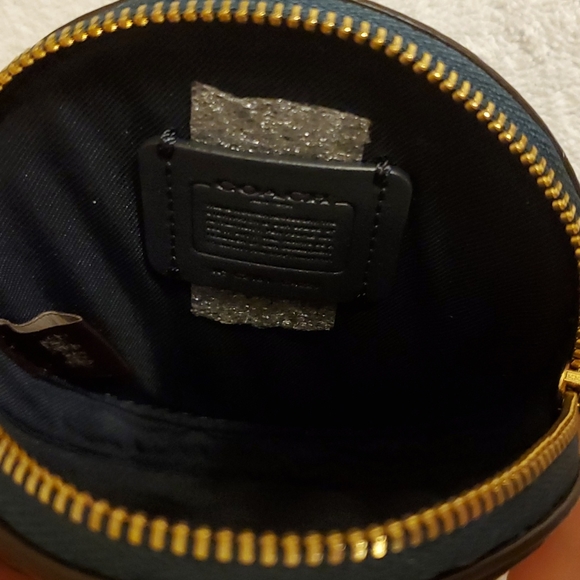 🧜‍♀️TRADED🧜‍♀️🎉10xHP🎉Coach Beach Postcard Coin Case - Picture 8 of 15